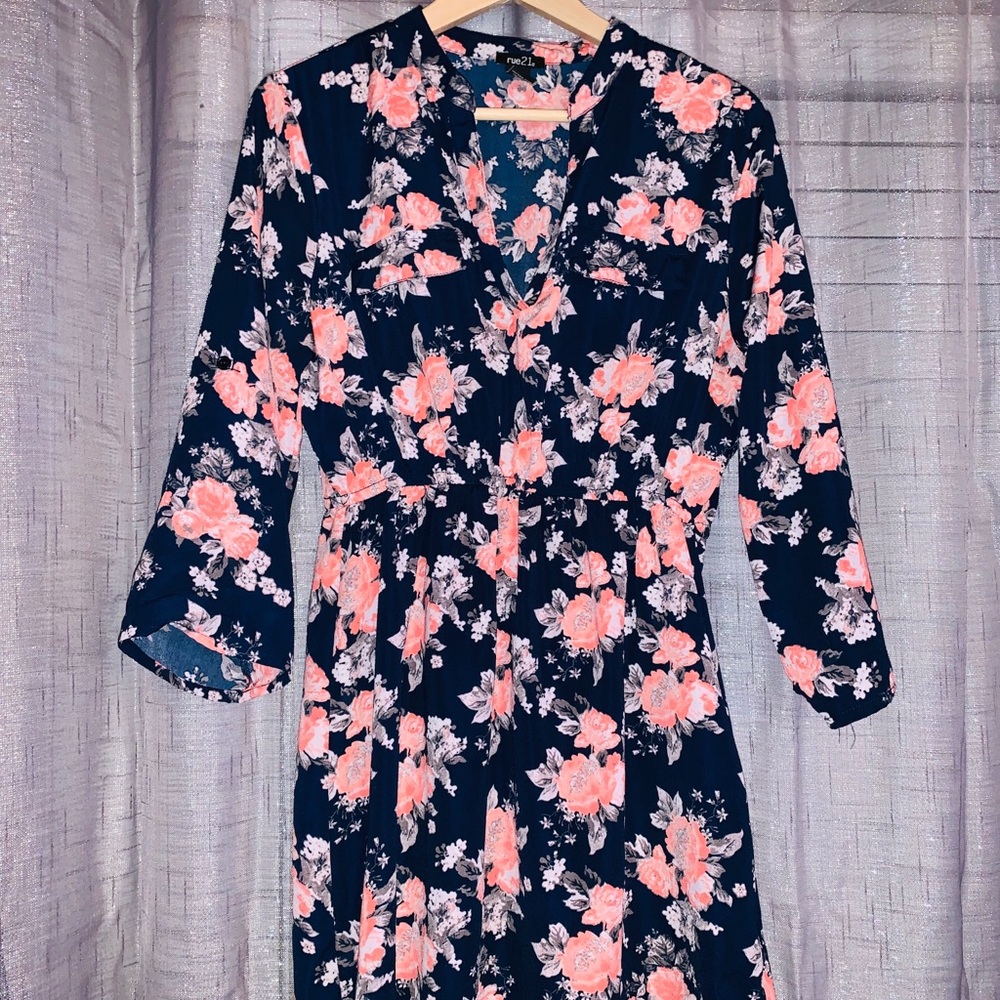 🎀 Rue 21 floral dress 🎀